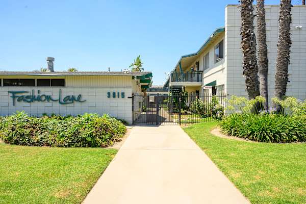 Fashion Lane Apts property
